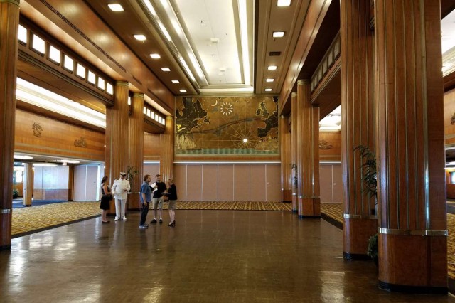 Queen Mary conference room