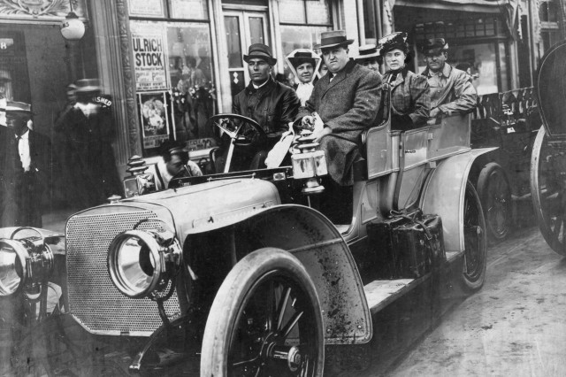 1908 Lakeside Endurance Run  Ralph Hamlin at the wheel of a Lozier automobile