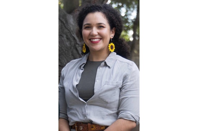 Photo of Samantha MJ Yang