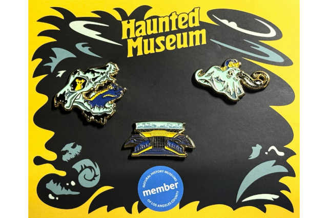 2026 Haunted Museum Pin Set