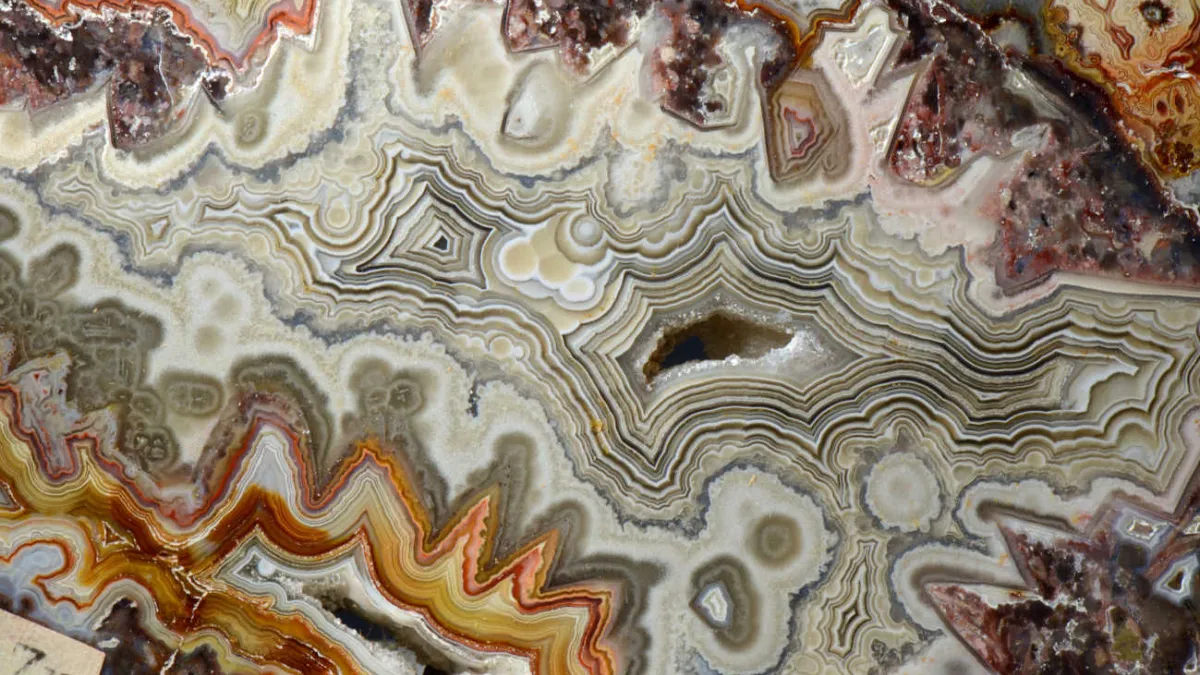 Gem and Mineral Hall | Natural History Museum