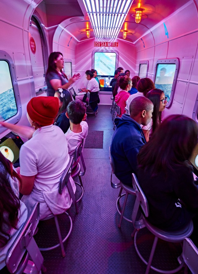 mobile museum ocean experience kids in bus NHM programs