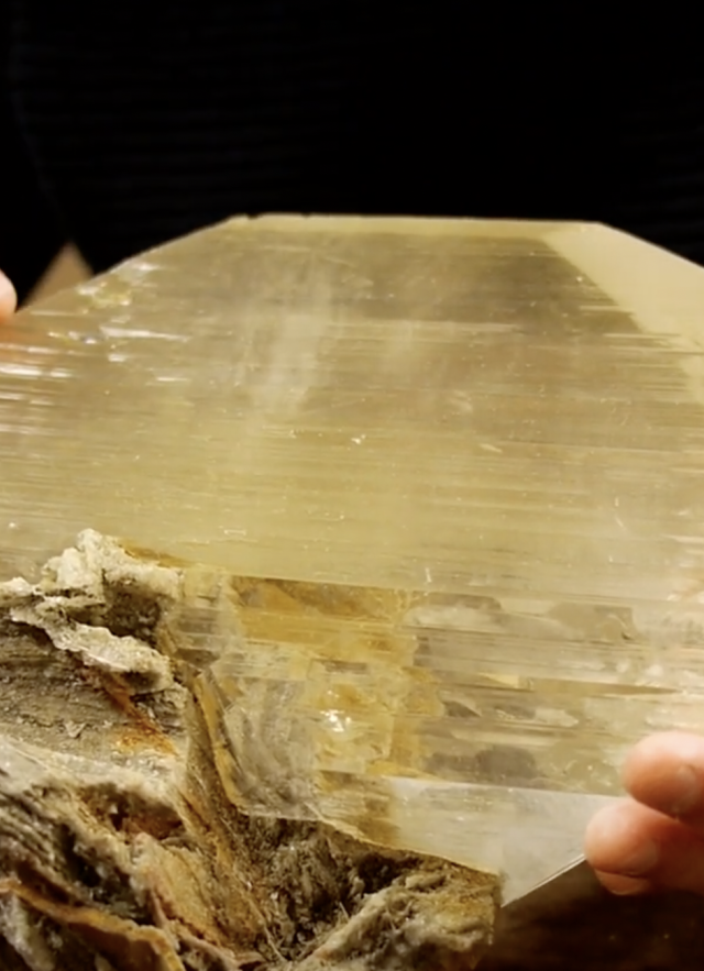 Gypsum Crystals: Mineral Ships for Alien Life? 