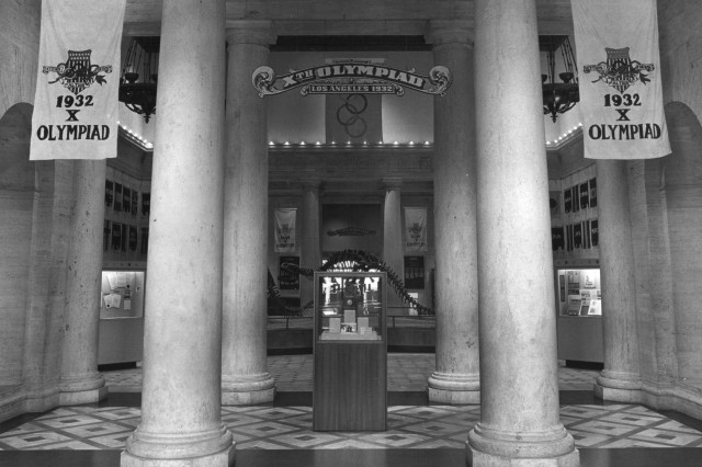 NHM In '32 Olympics Regalia