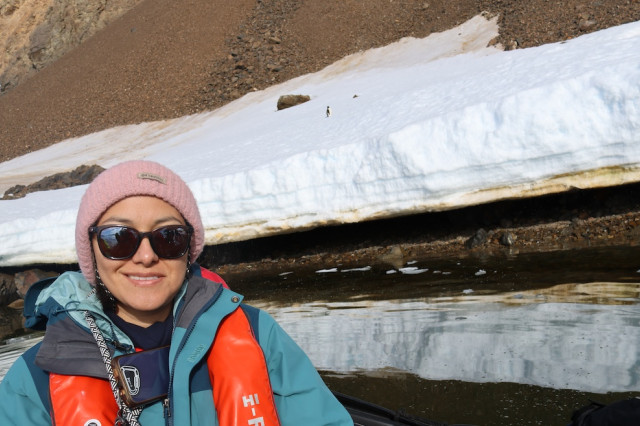 Tania Pineda-Enriquez, Collections Manager of Echinoderms in Antarctica