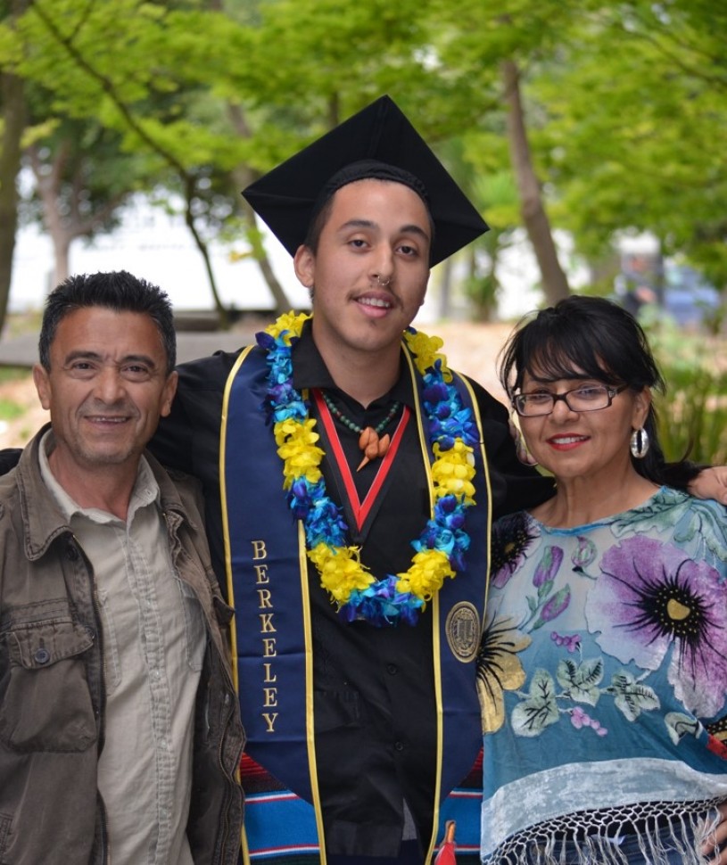 John Jairo Valencia UC Berkeley with parents