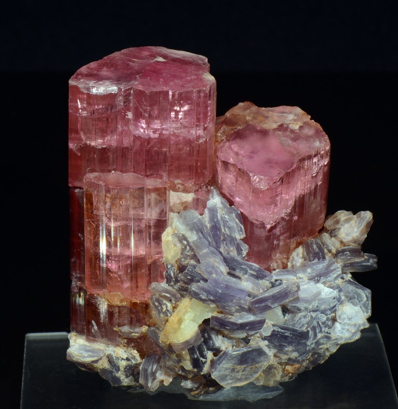 Lithium pink
