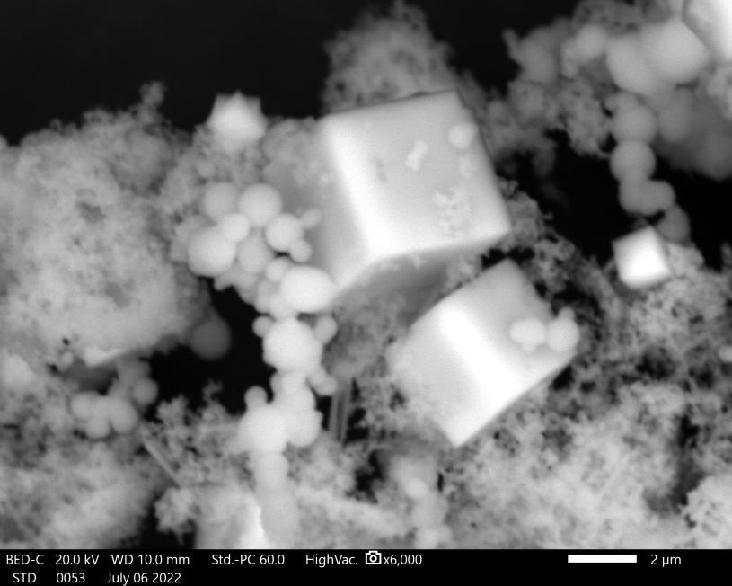 Cubic zirconium crystal structures examined under NHM&#039;s scanning electronmicroscope
